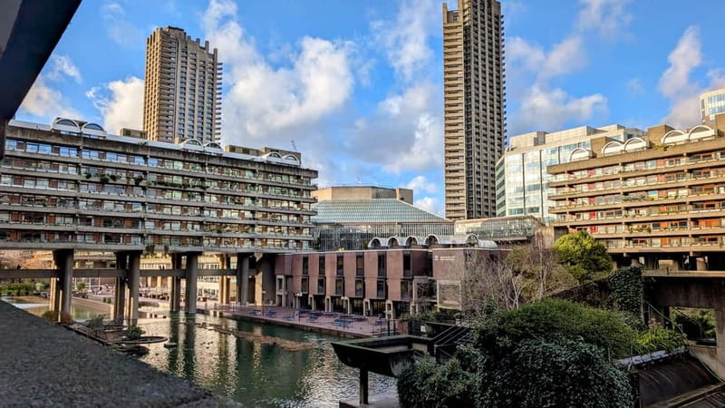 London: Modern Architecture & Building Guided Walking Tour - Walkie-Talkie and Lloyd’s: When Shape Has a Purpose