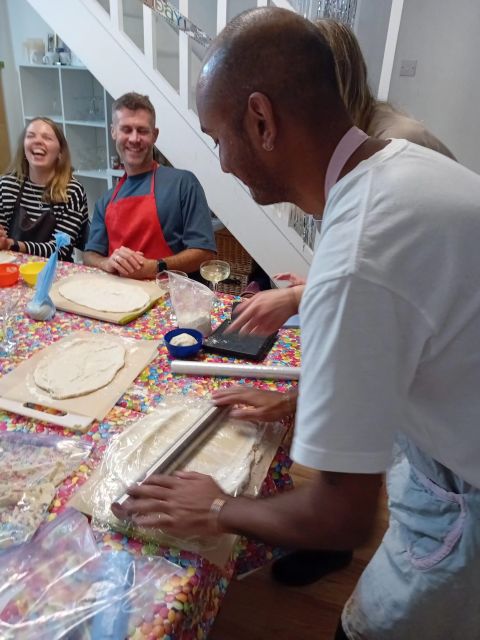 London: Pizza Making Cookery Class - Should You Book This London Pizza Making Class?