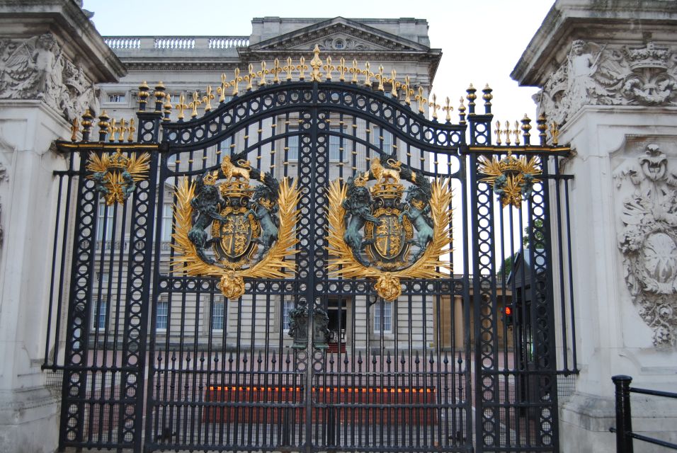London: Private Chauffeur-Driven Sightseeing Tour - Your chauffeur day starts at the hotel door
