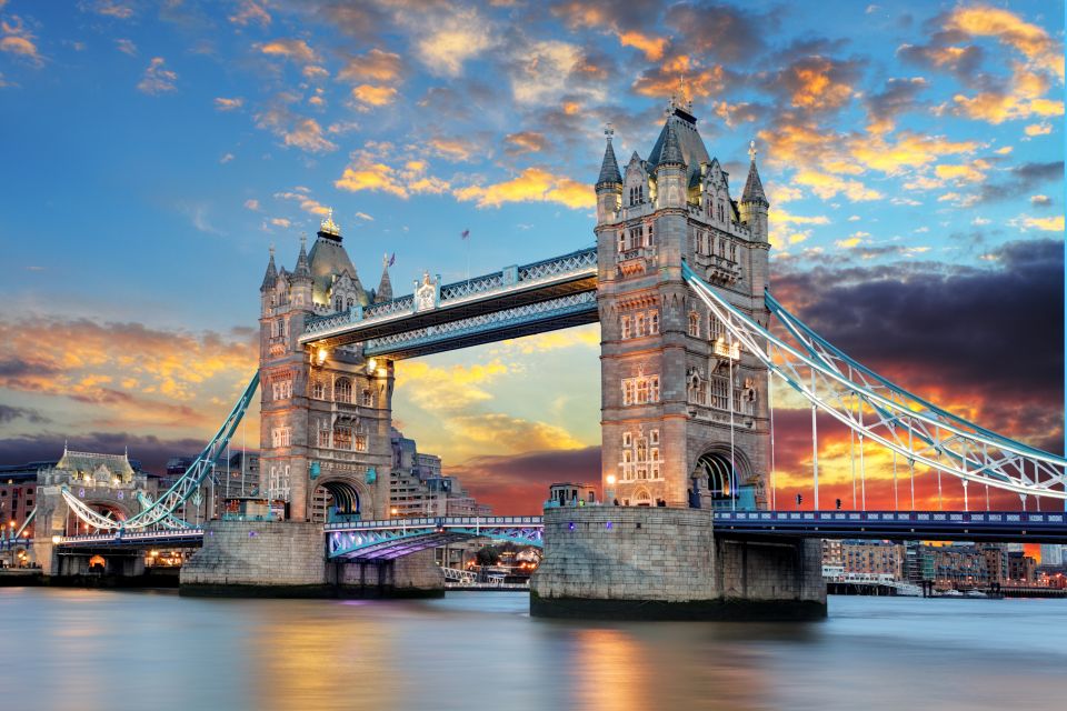 London: Private Guided Tour of Top Highlights by Car - The 9-hour grand loop: Tower of London + British Museum alongside the cathedrals