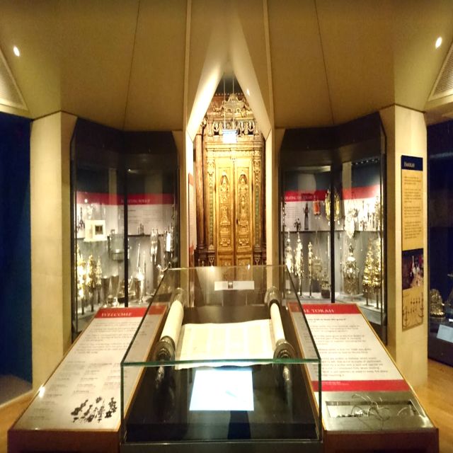London Private Jewish History, Synagogues and Holocaust Tour - Optional 4-hour extension: Holocaust Galleries at the Imperial War Museum