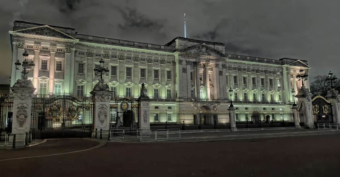London : Royal Westminster By Night Walking Tour - Why a Westminster night walk beats daytime crowds