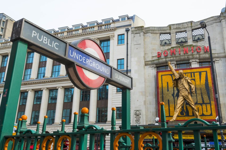 London: Secrets of Freddie Mercury Tour with a Cocktail - The studio-and-concert route: from Queen’s big moments to the recording rooms