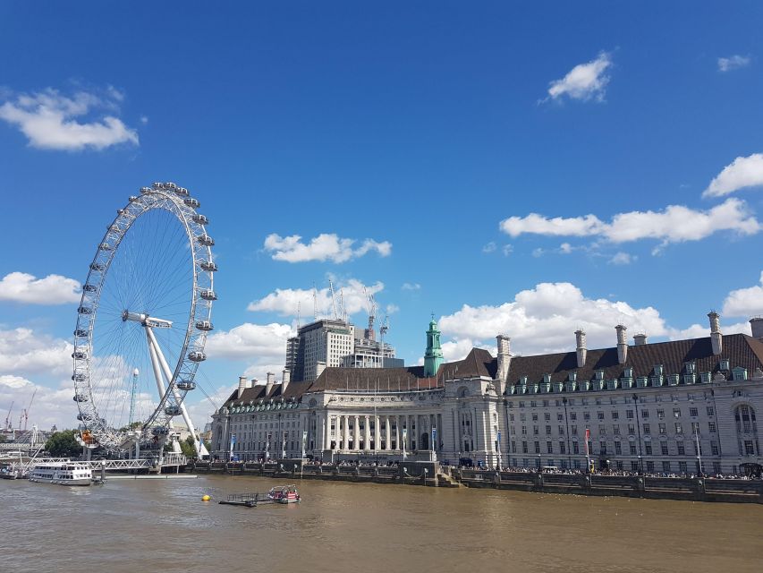 London: See 40+ London Sights – Fun Local Guide - Southbank Centre, St Paul’s, and Borough Market: when the tour turns from icons to texture
