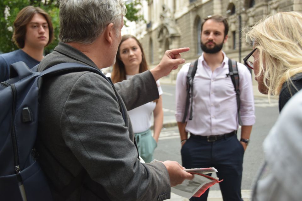 London: Serial Killers of London Guided Walking Tour - Crime-scene stops on foot: how the walk adds context