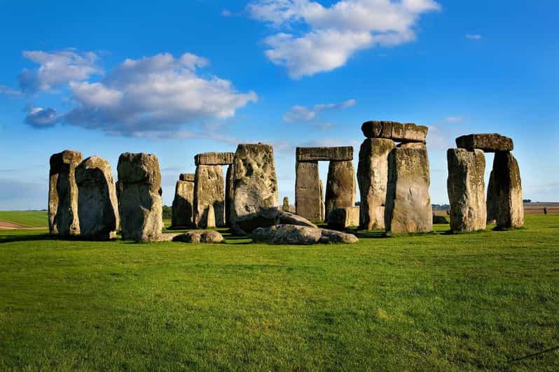 London: Stonehenge & Bath Day Trip with Optional Roman Baths - Should you book this day trip?