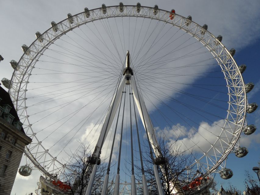London: Thames Cruise to Greenwich with Private Guide - The Return Ride: Driverless DLR Through Docklands