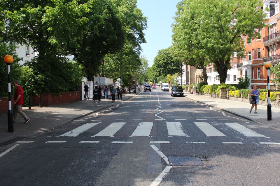 London: The Beatles Walking Tour of Marylebone and Abbey Rd - The Short Bus Ride: Don’t Get Trapped by Zone 1