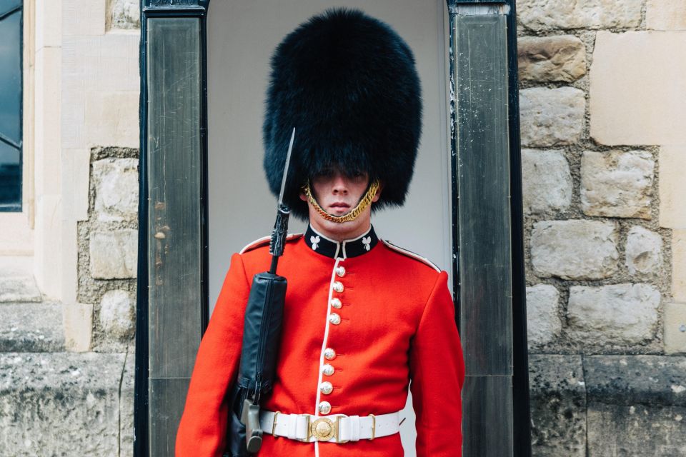 London: Tour with Private Guide - 3–4 hours that hit icons without turning into a museum day