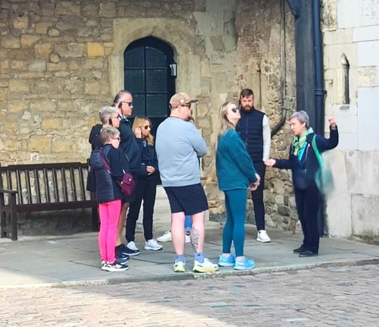 London: Tower of London and Tower Bridge Private Tour - Price and Value: When $323.28 Makes Sense for a Private Group