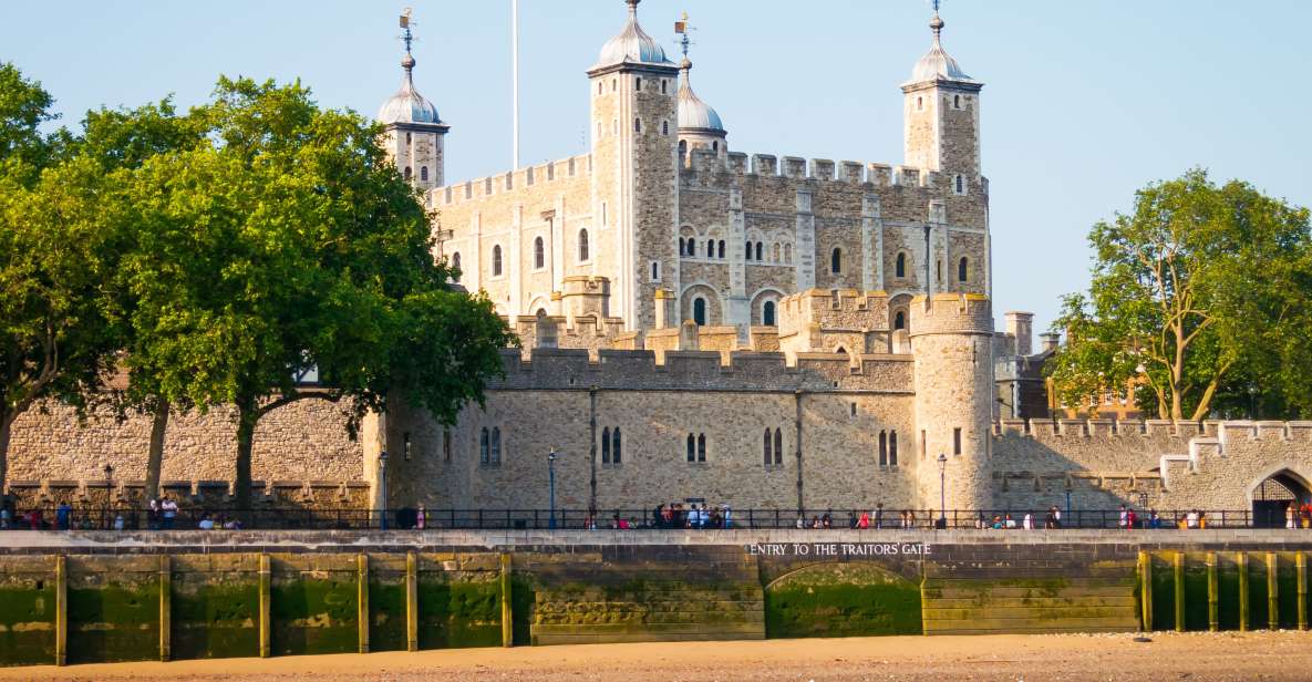 London: Tower of London Guided Tour with Crown Jewels Option - A 3-hour Tower plan that doesn’t feel like a sprint
