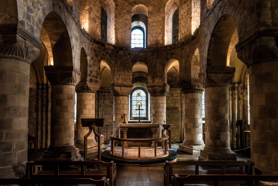 London: Tower of London Guided Tour with Crown Jewels Option - Private vs group: how group size can affect your experience