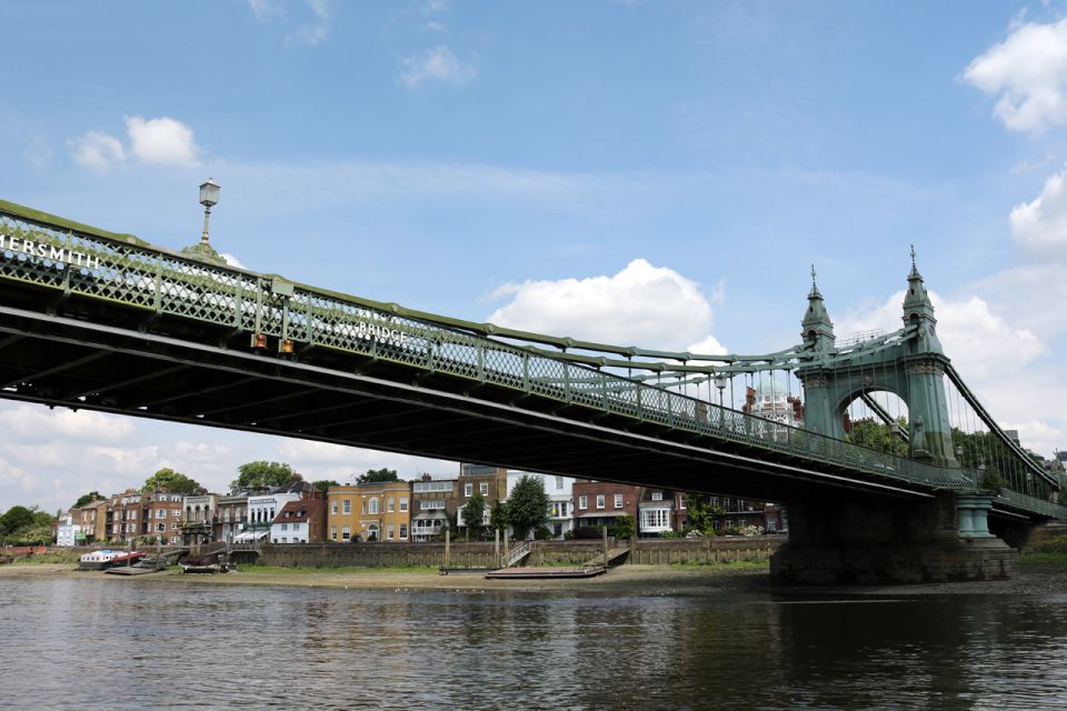 London: Westminster to Kew River Thames Cruise - What the commentary adds (and why it gets praised)