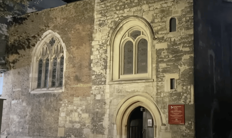 London's Ghosts & Gruesome Past Nighttime Walking Tour - Smithfield Market and Charterhouse Square: executions and plague fallout