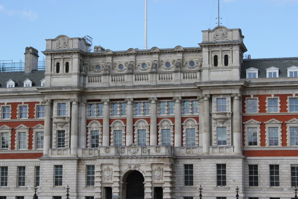Private London Spy Walking Tour - The Mid-Walk Stops: Rumored Agent Cover Sites and Dark WWII Planning