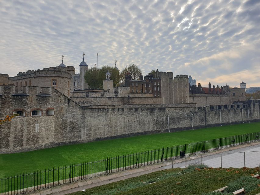 Roman Ruins to Blitz Bombings: London's Fiery History - Key things you’ll get on this Roman-to-Tower walk