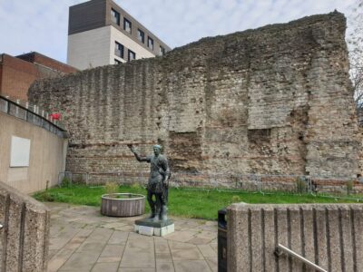 Roman Ruins to Blitz Bombings: London's Fiery History - Roman Wall of Londinium: spotting London’s oldest backbone
