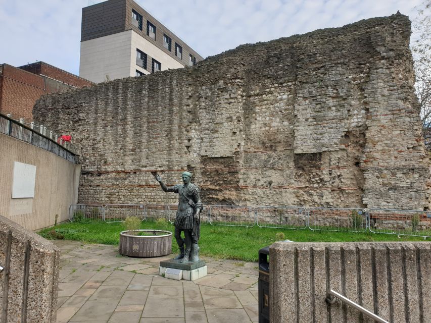Roman Ruins to Blitz Bombings: London's Fiery History - Roman Wall of Londinium: spotting London’s oldest backbone
